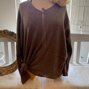 Super soft taupe tunic!